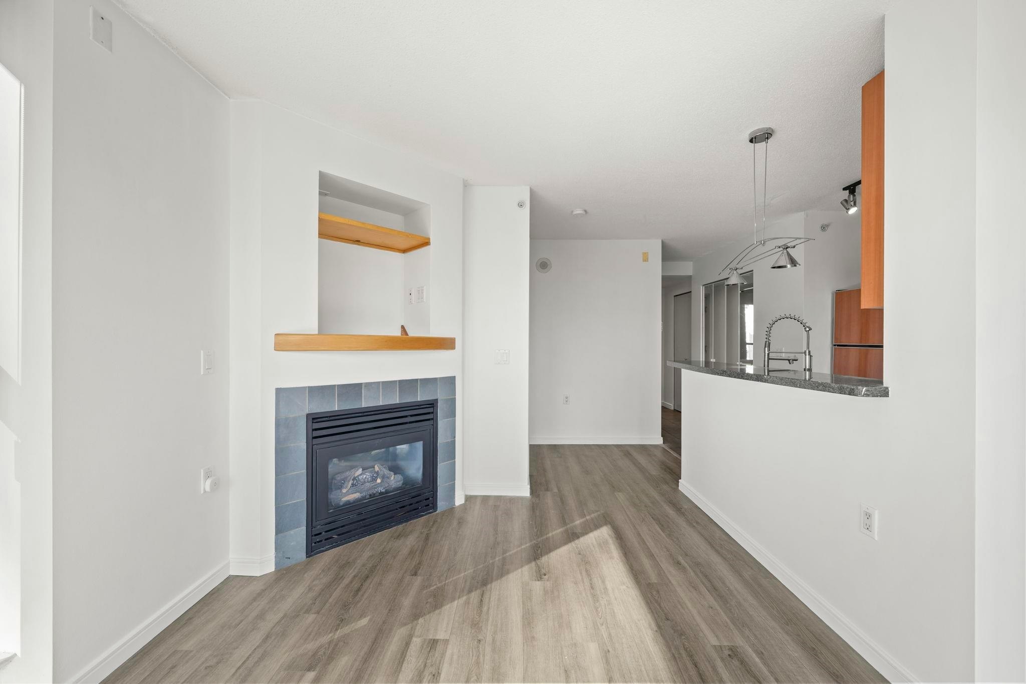 1807-1068 Hornby Street - 5