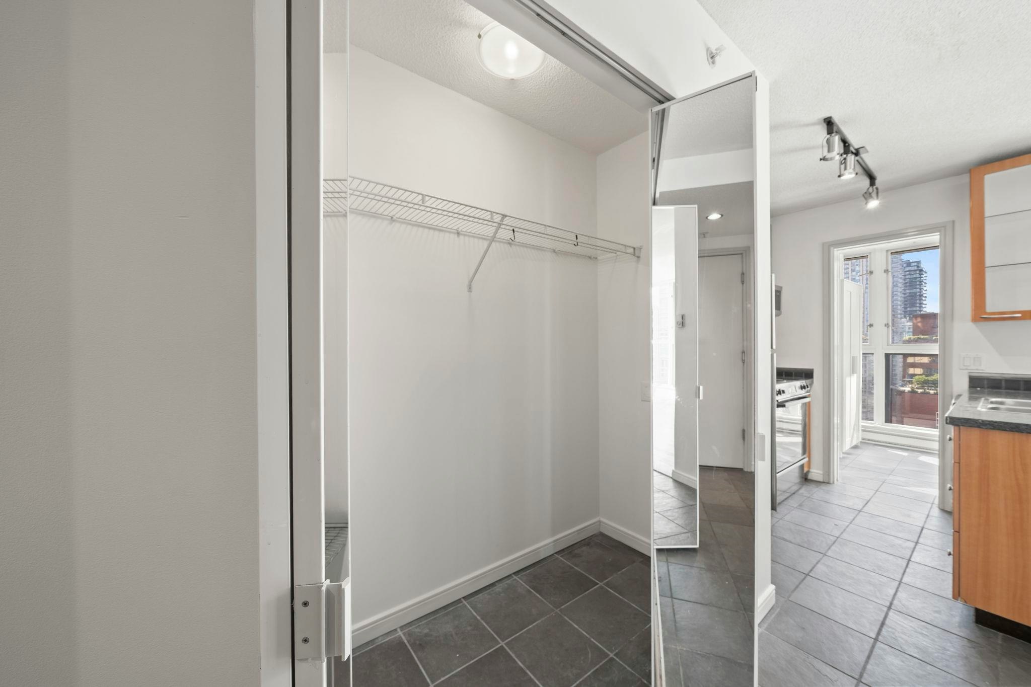 1807-1068 Hornby Street, Vancouver, BC, V6Z 2Y7 - 21