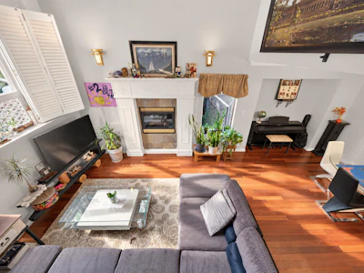 10462 Wiltshire Boulevard - 2