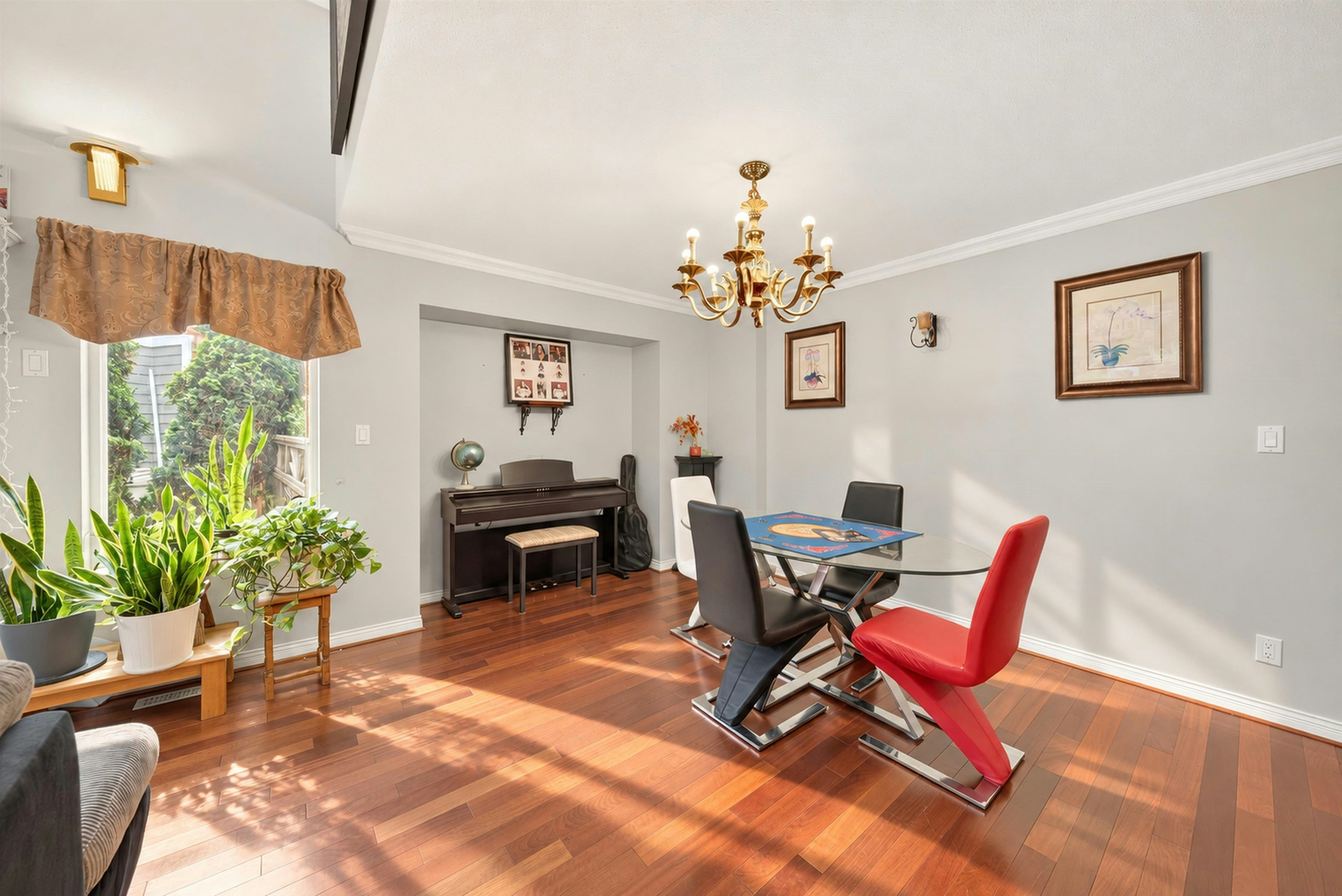 10462 Wiltshire Boulevard - 3