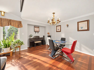 10462 Wiltshire Boulevard - 3