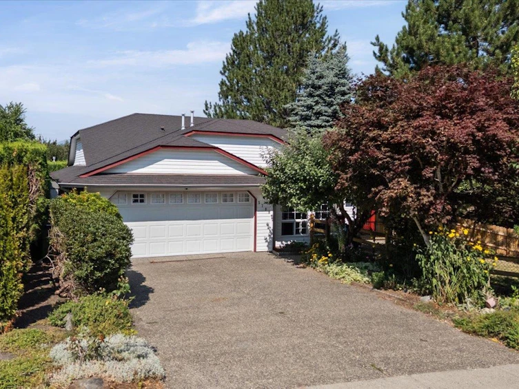 5709 Stonehaven Street, Chilliwack, BC, V2R 3Y6 - 2