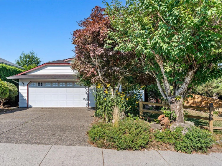 5709 Stonehaven Street, Chilliwack, BC, V2R 3Y6