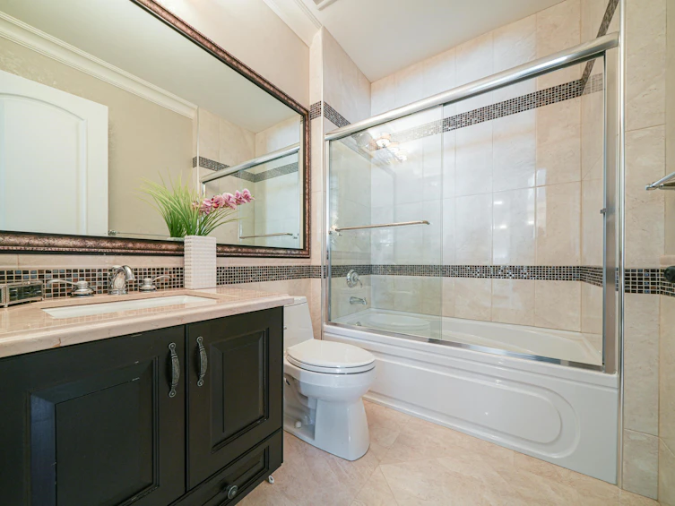 1657 W 58th Avenue, Vancouver, BC, V6P 1W8 - 20