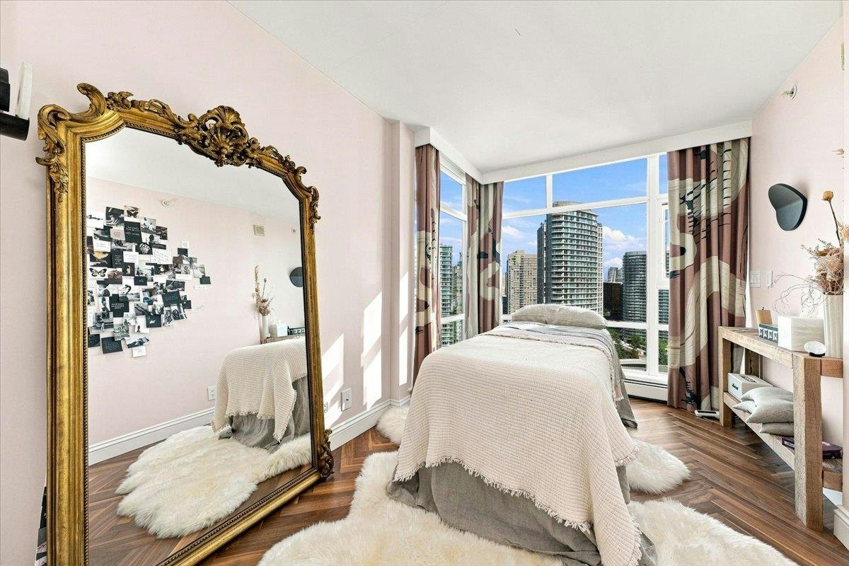 2503-198 Aquarius Mews, Vancouver, BC, V6Z 2Y4 - 17
