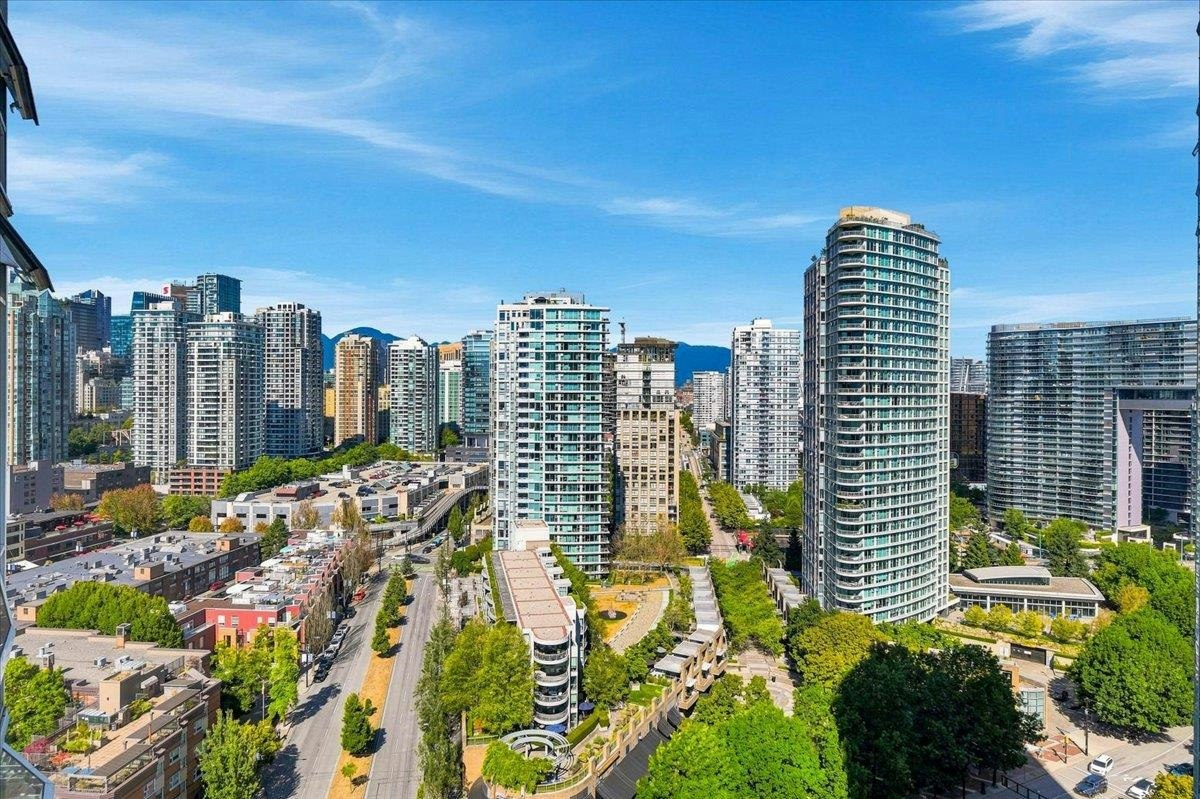 2503-198 Aquarius Mews, Vancouver, BC, V6Z 2Y4 - 20