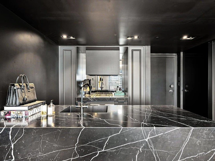 2503-198 Aquarius Mews, Vancouver, BC, V6Z 2Y4 - 4