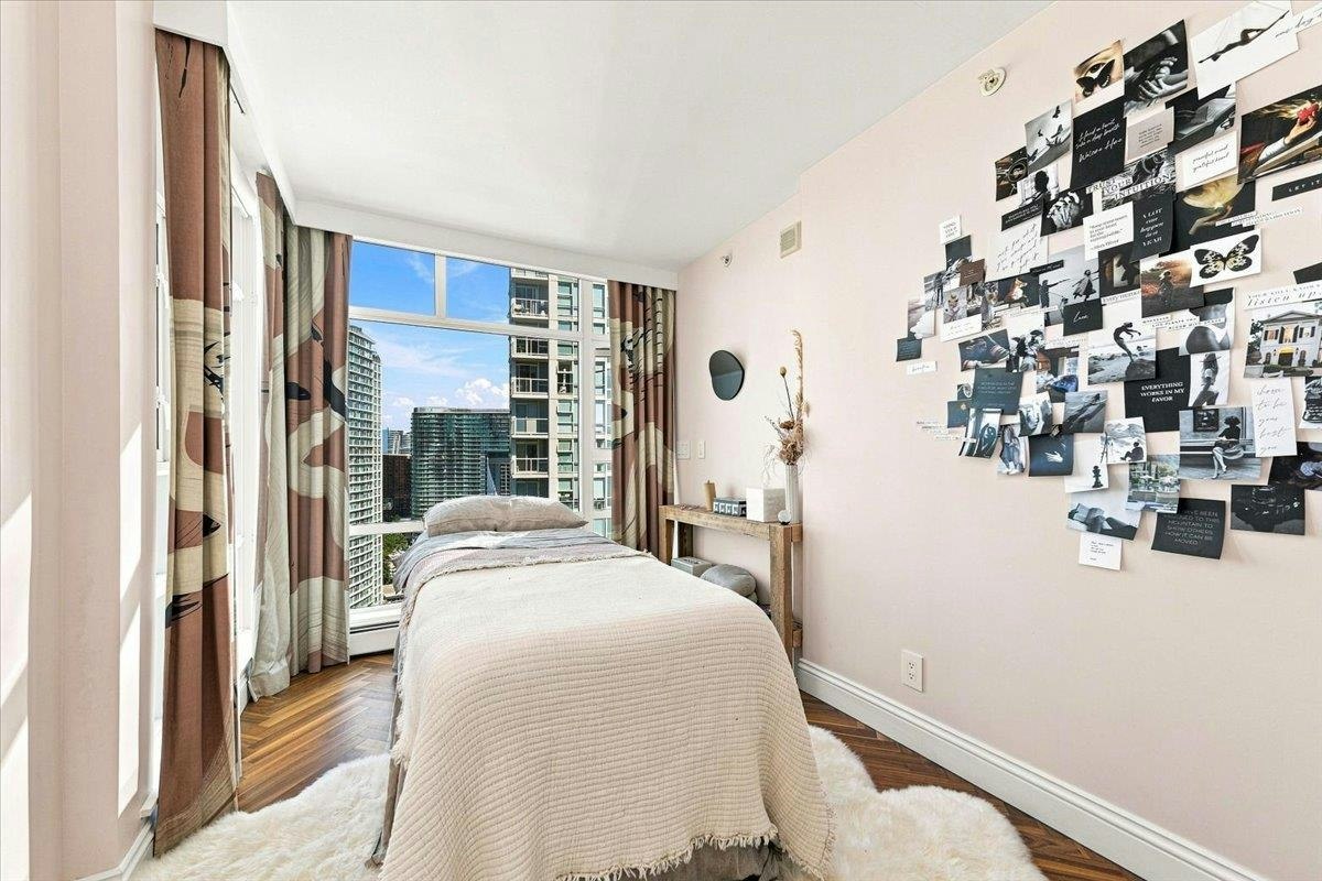 2503-198 Aquarius Mews, Vancouver, BC, V6Z 2Y4 - 16