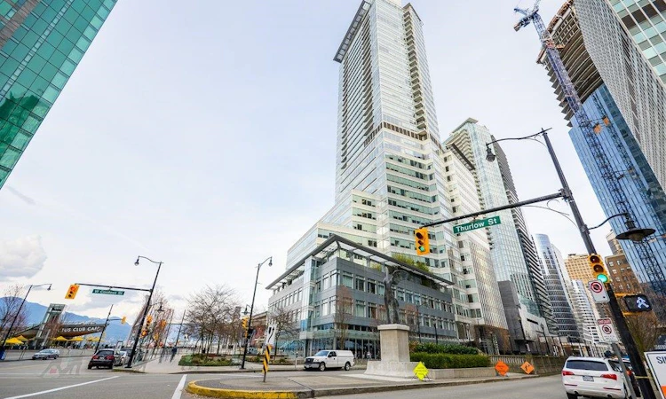 3304-1077 W Cordova Street