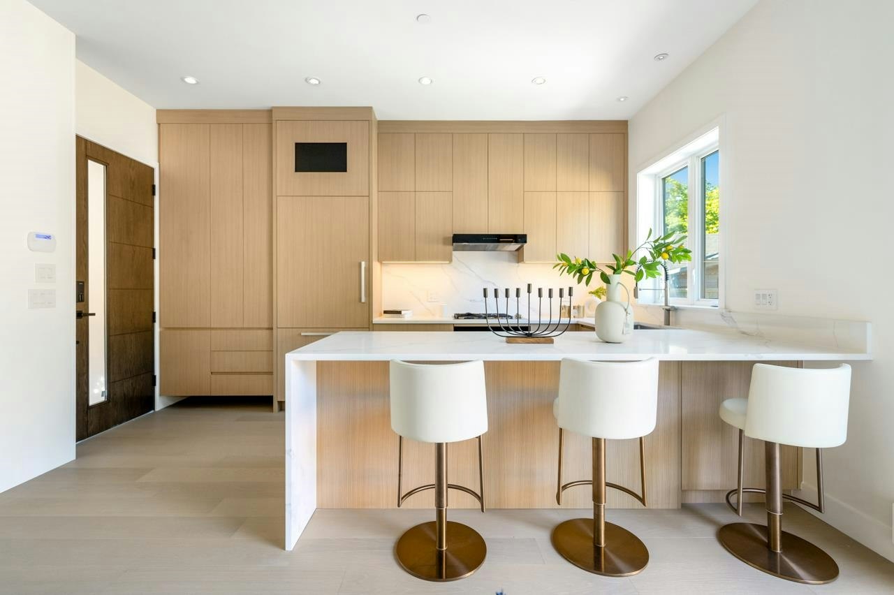 2-3771 W King Edward Avenue, Vancouver, BC, V6S 1M8