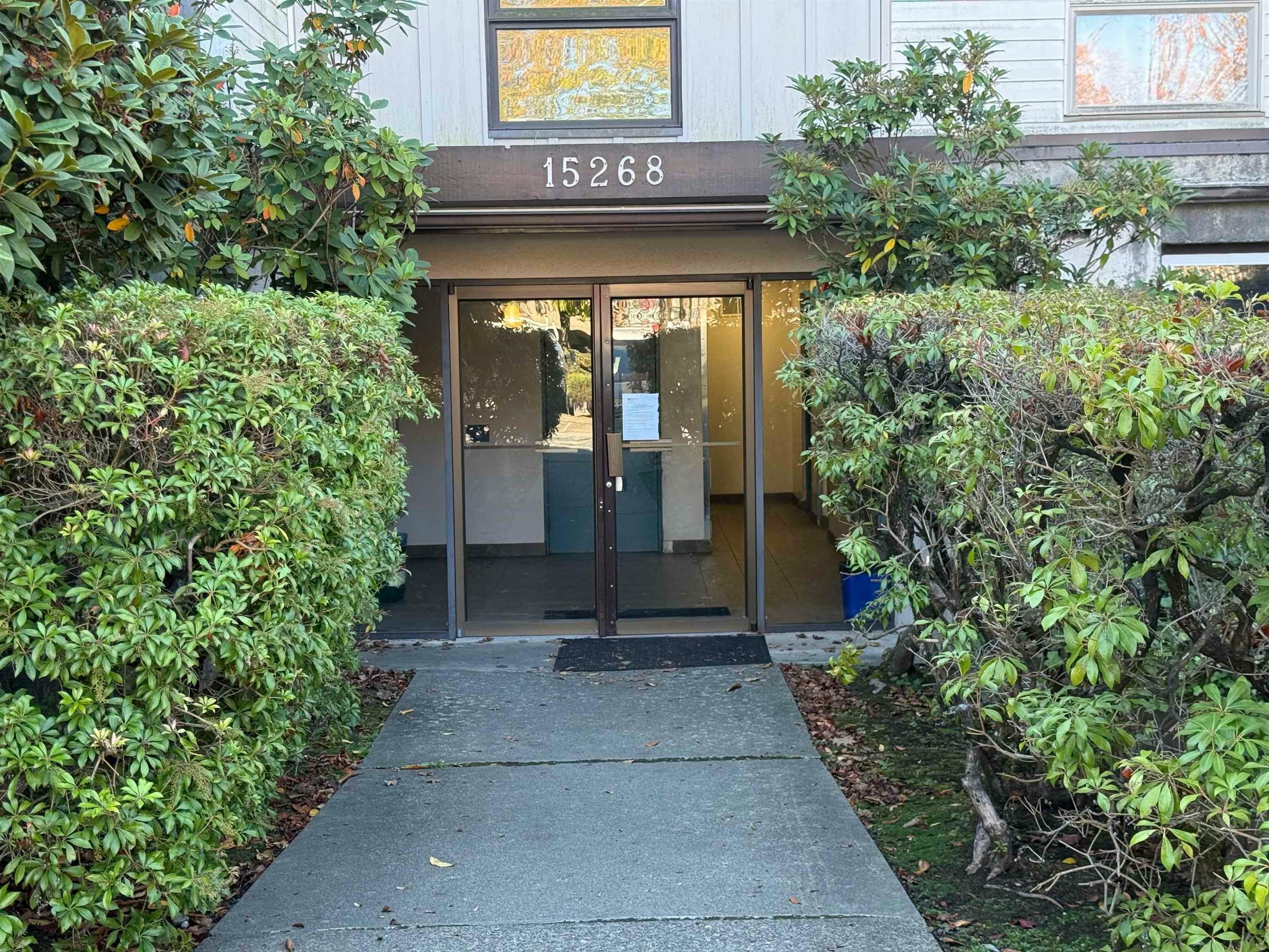 317-15268 100 Avenue, Surrey, BC, V3R 7V1