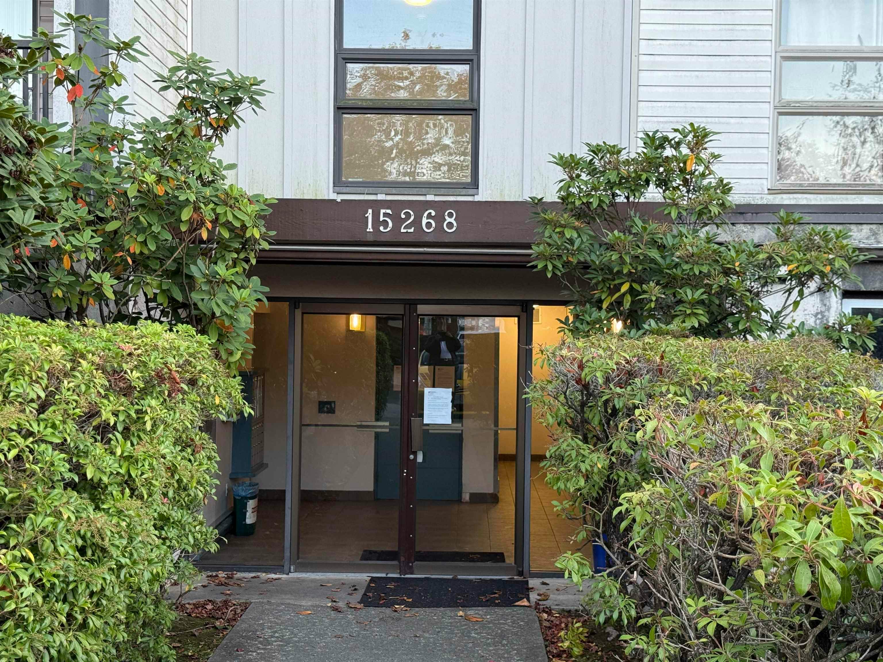 317-15268 100 Avenue, Surrey, BC, V3R 7V1