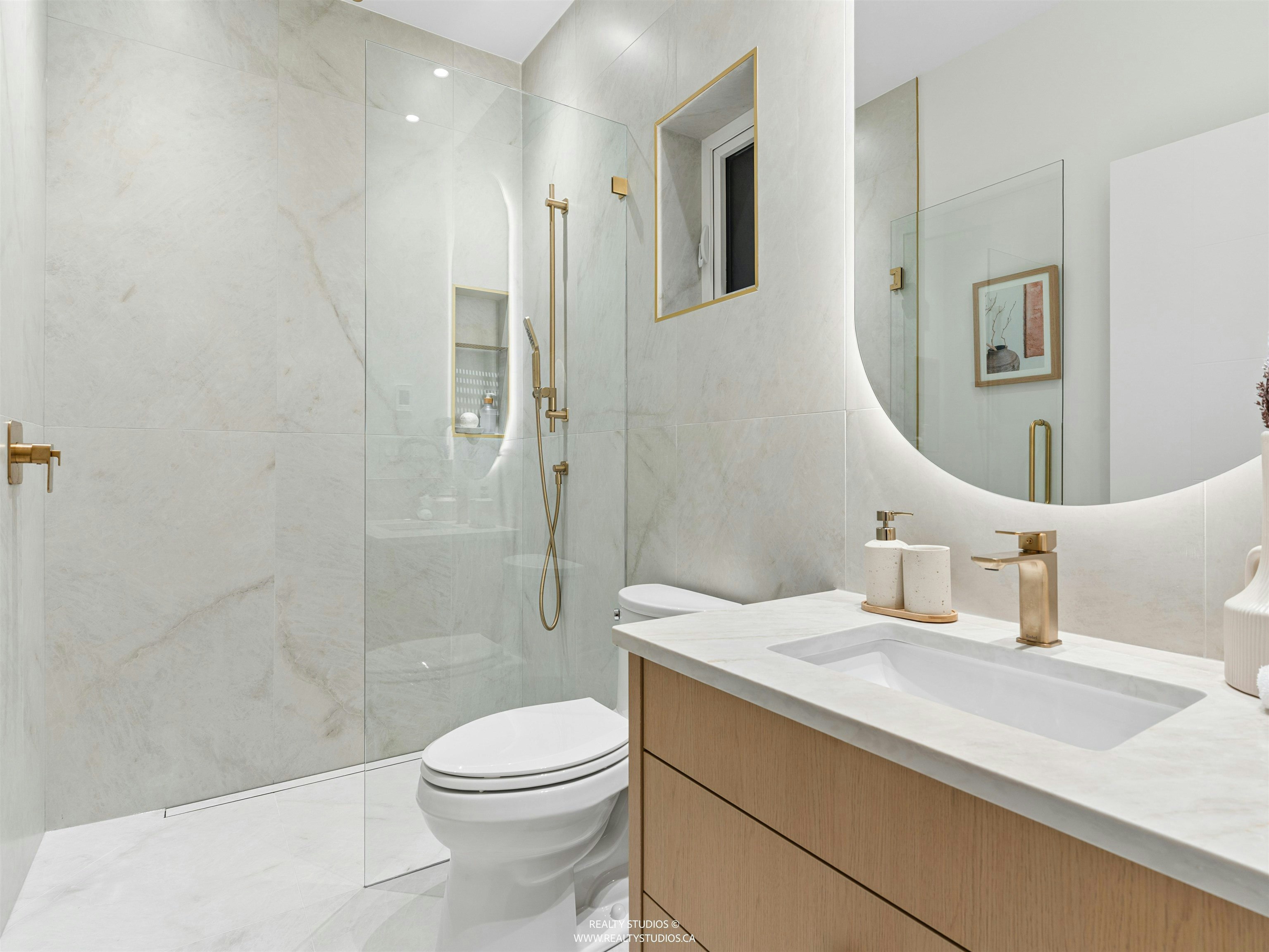 1-2541 E 2nd Avenue, Vancouver, BC, V5M 1C7