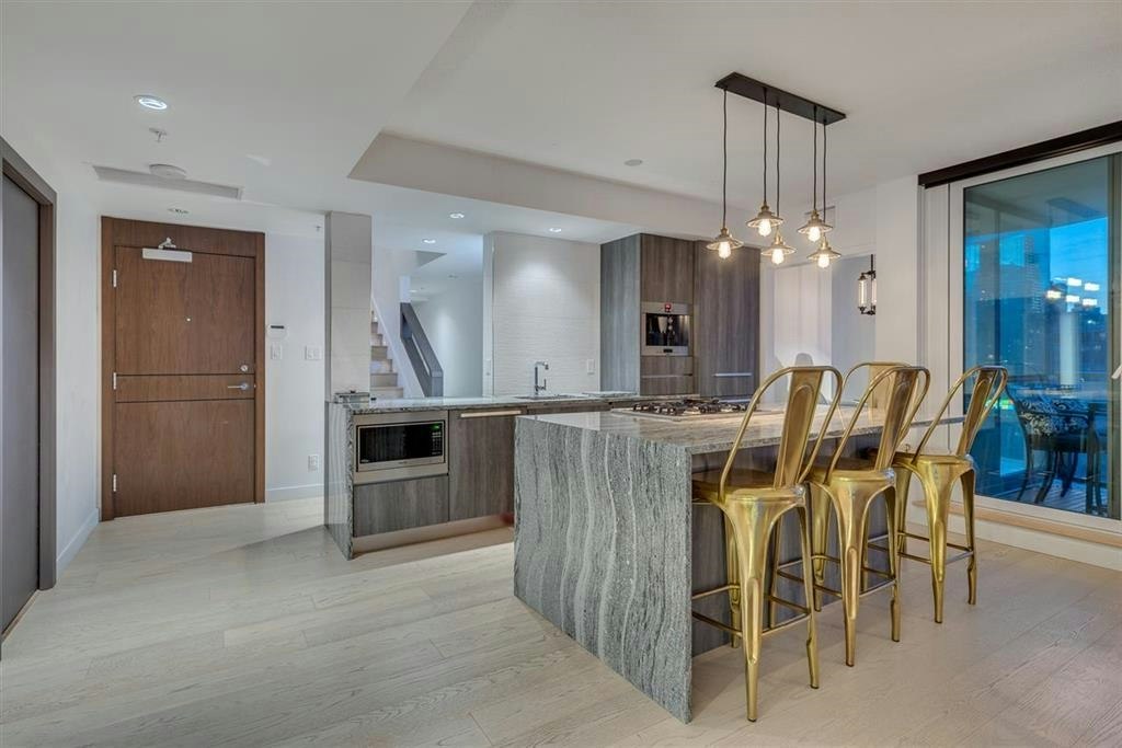 PH2015-68 Smithe Street, Vancouver, BC, V6B 0P4 - 15