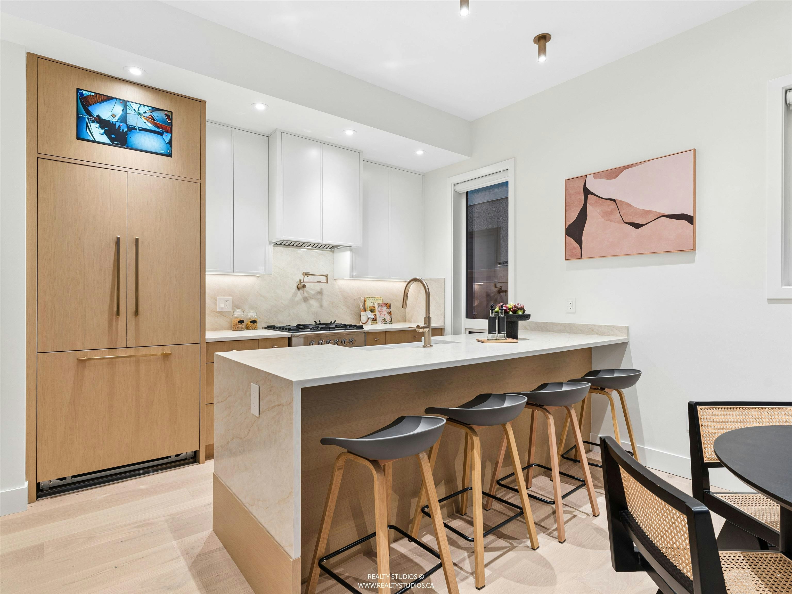 2-2541 E 2nd Avenue, Vancouver, BC, V5M 1C7
