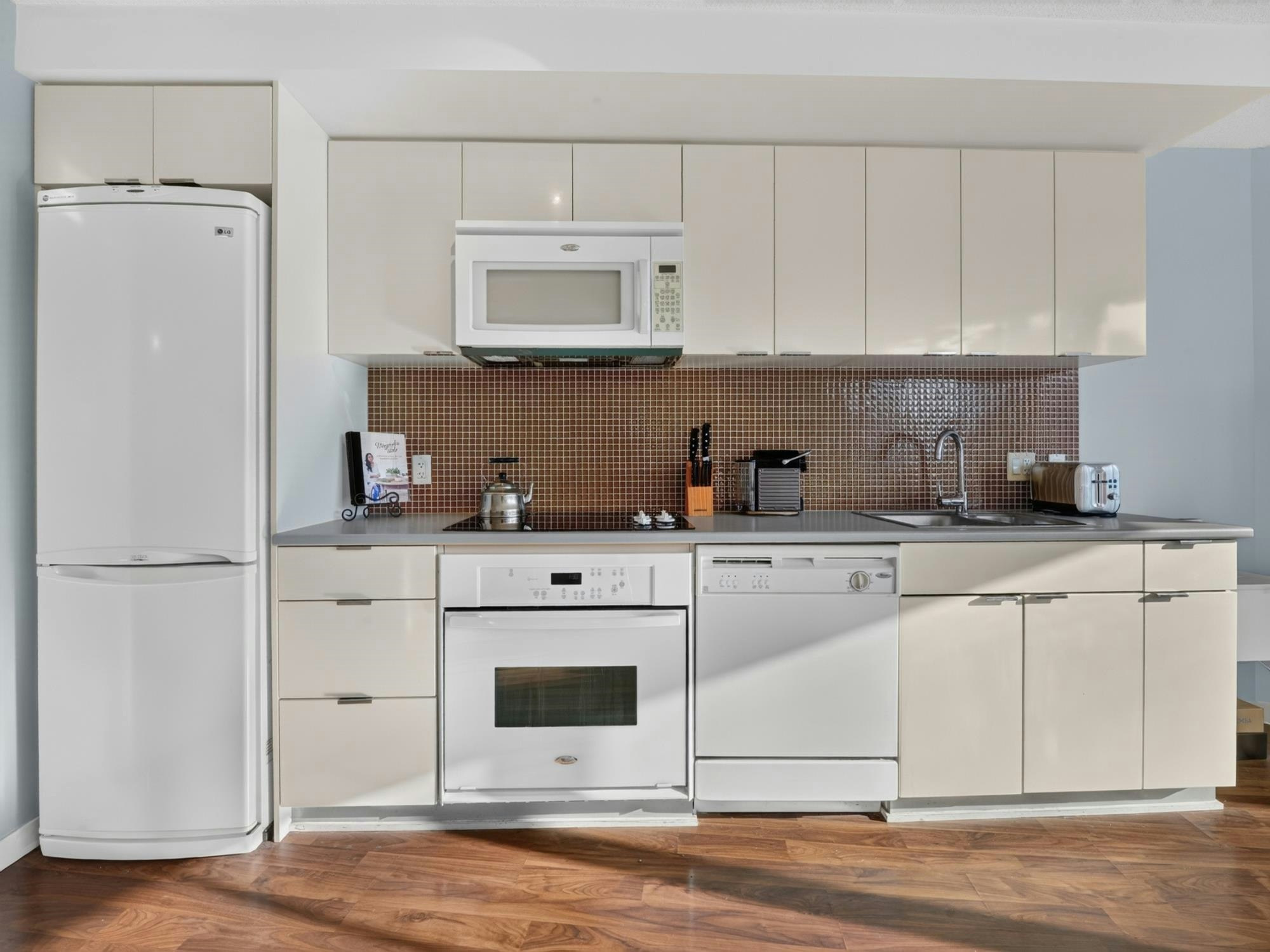 2508-233 Robson Street, Vancouver, BC, V6B 0E8 - 7