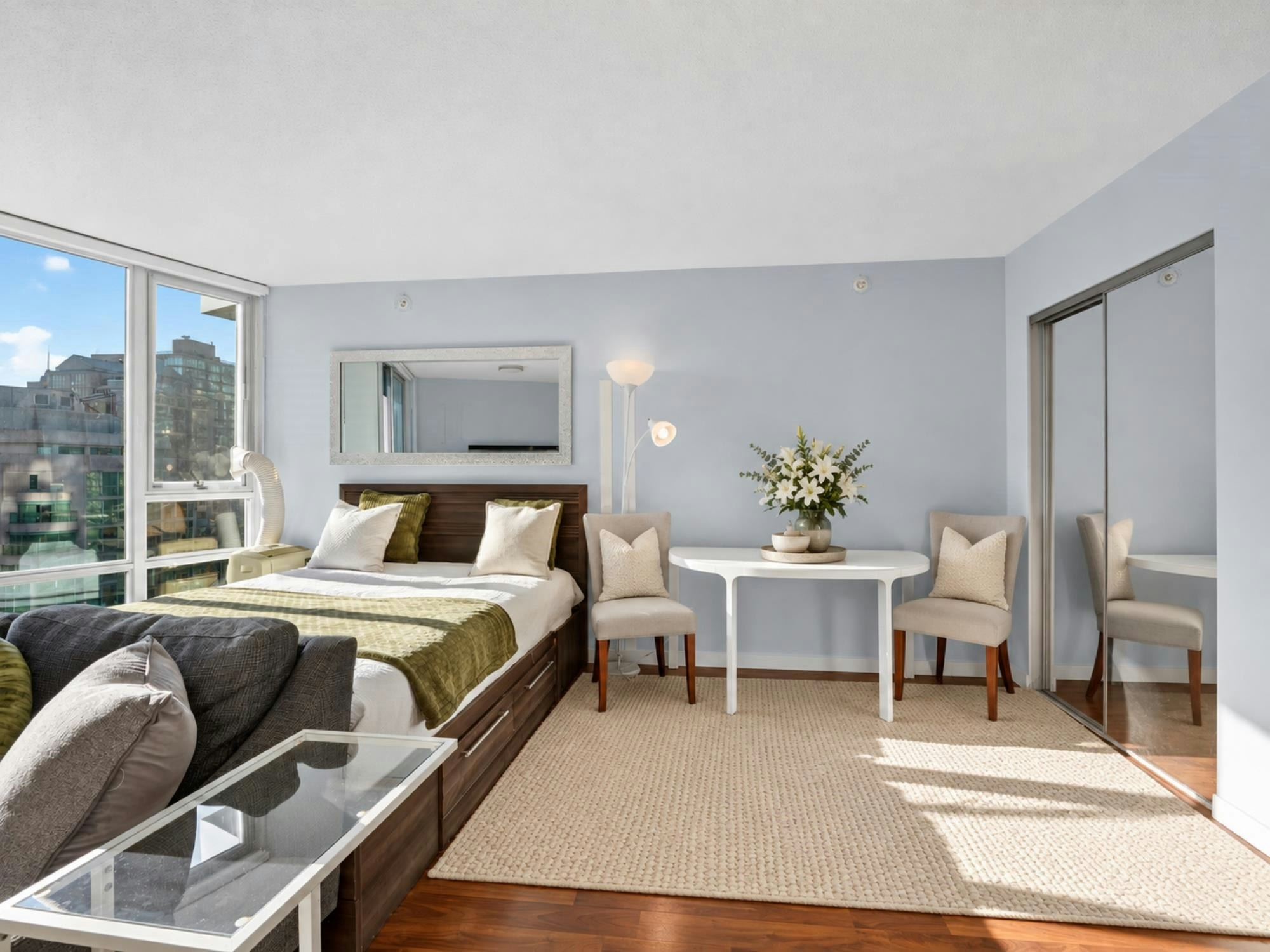 2508-233 Robson Street - 2