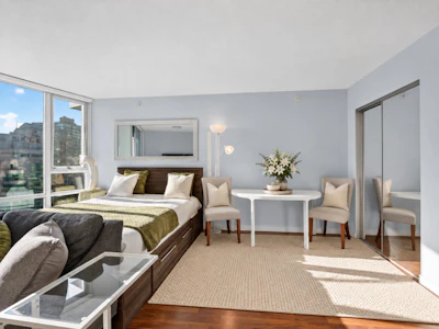 2508-233 Robson Street - 2