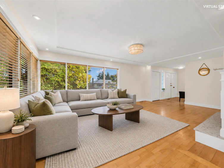 8758 Crest Drive, Burnaby, BC, V3N 4A2 - 7