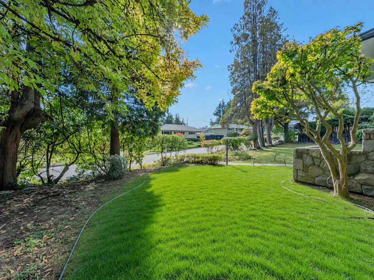 8758 Crest Drive, Burnaby, BC, V3N 4A2 - 2