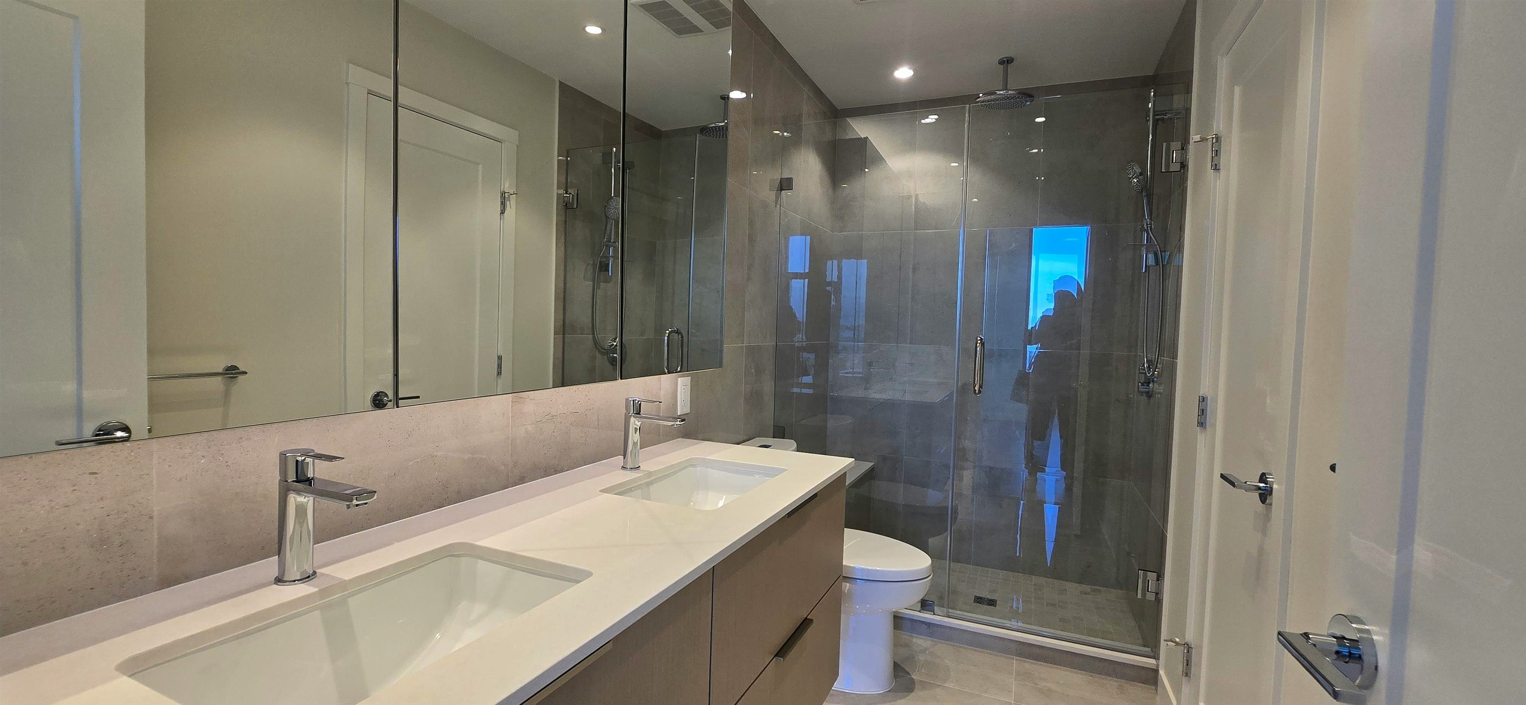 2103-128 W 15th Street, North Vancouver, BC, V7M 0H6 - 16