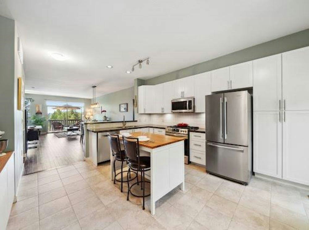 320 Decaire Street, Coquitlam, BC, V3K 7C3 - 7