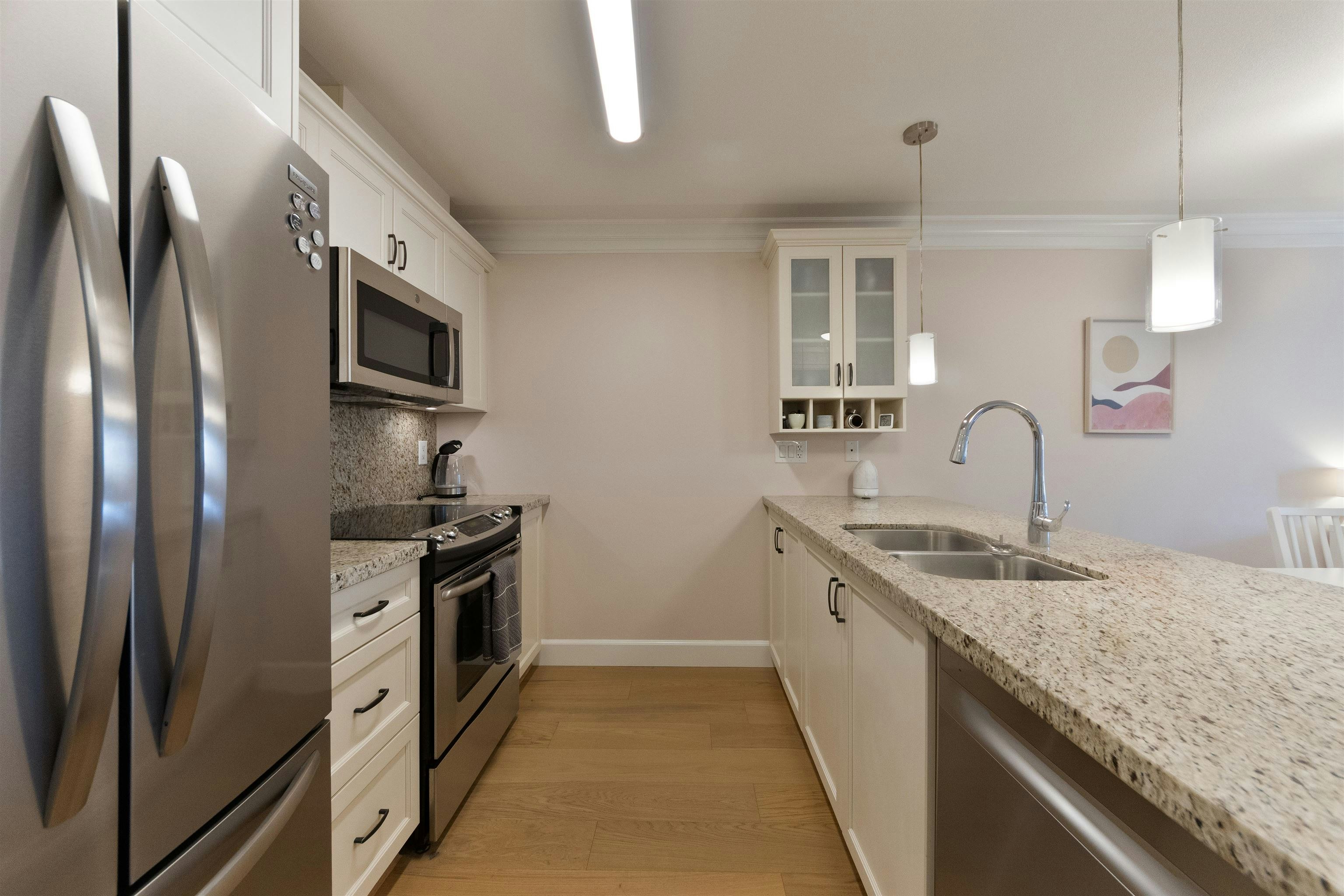 306-15357 Roper Avenue - 5