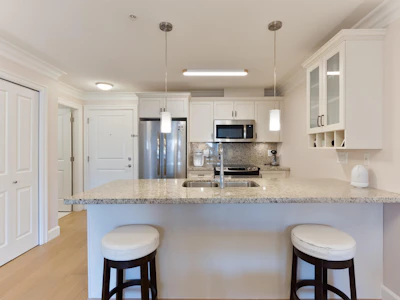 306-15357 Roper Avenue - 4