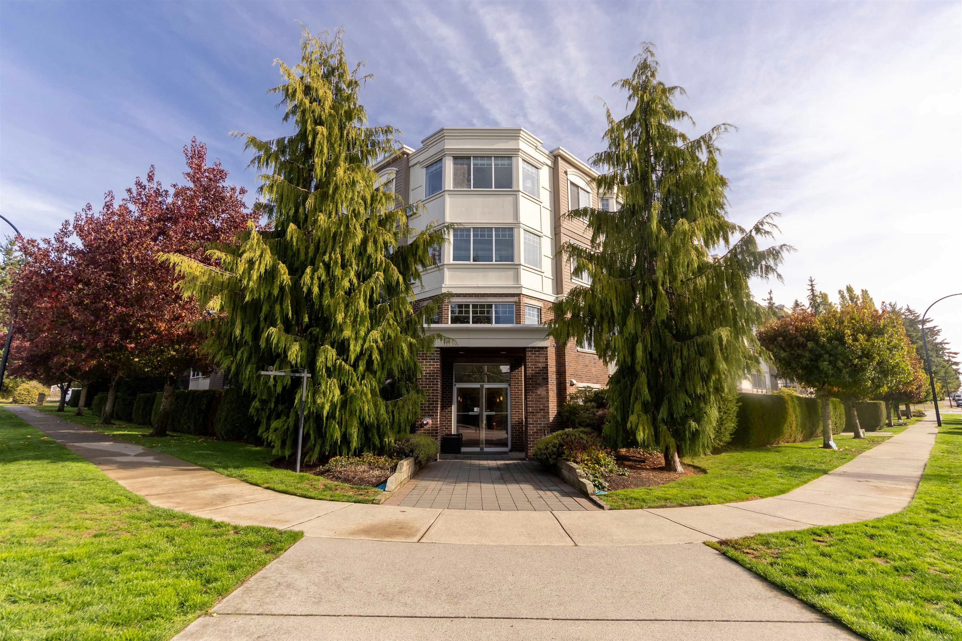 306-15357 Roper Avenue, Surrey, BC, V4B 2G2