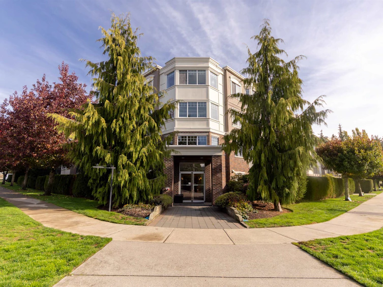 306-15357 Roper Avenue, Surrey, BC, V4B 2G2
