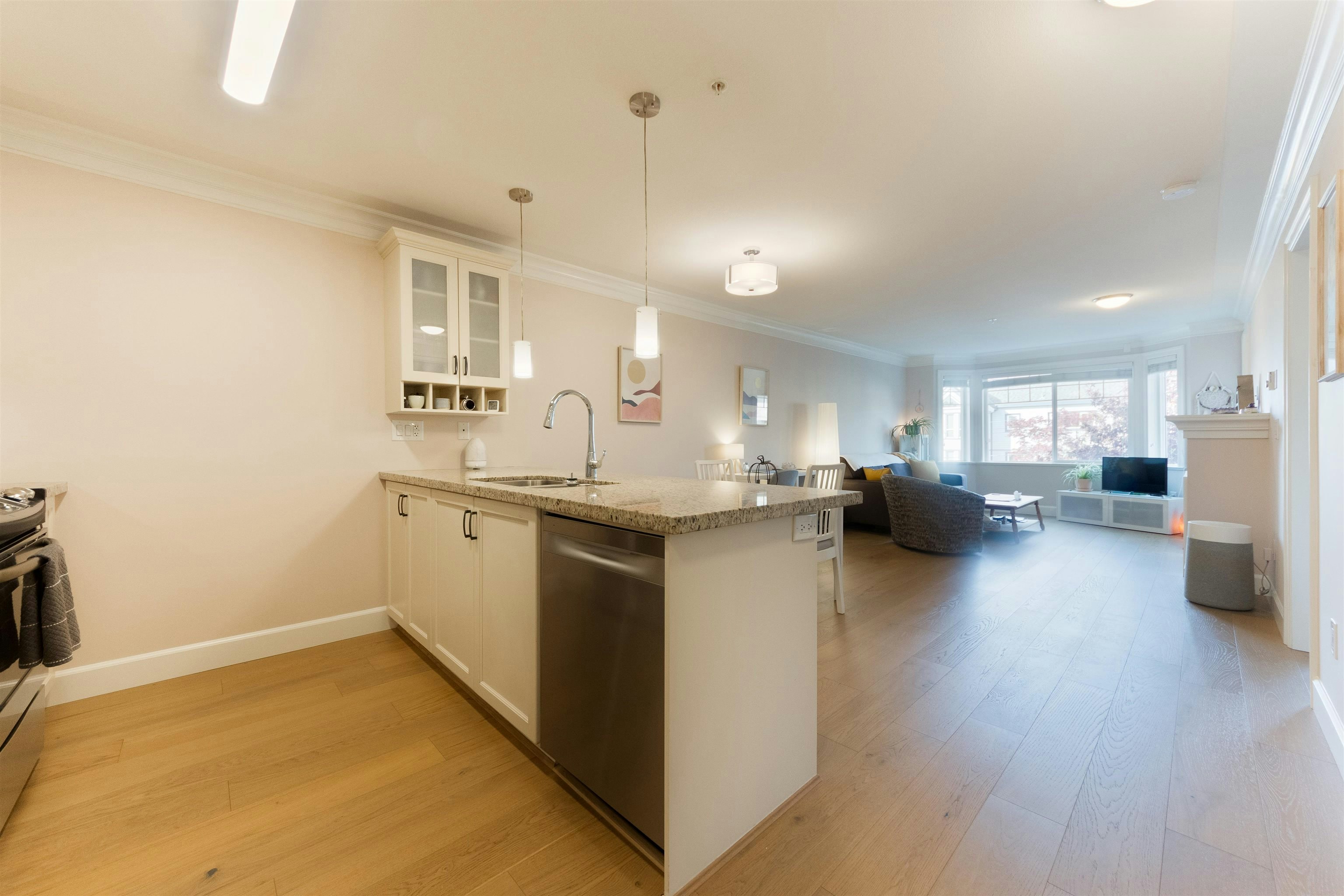 306-15357 Roper Avenue, Surrey, BC, V4B 2G2 - 6