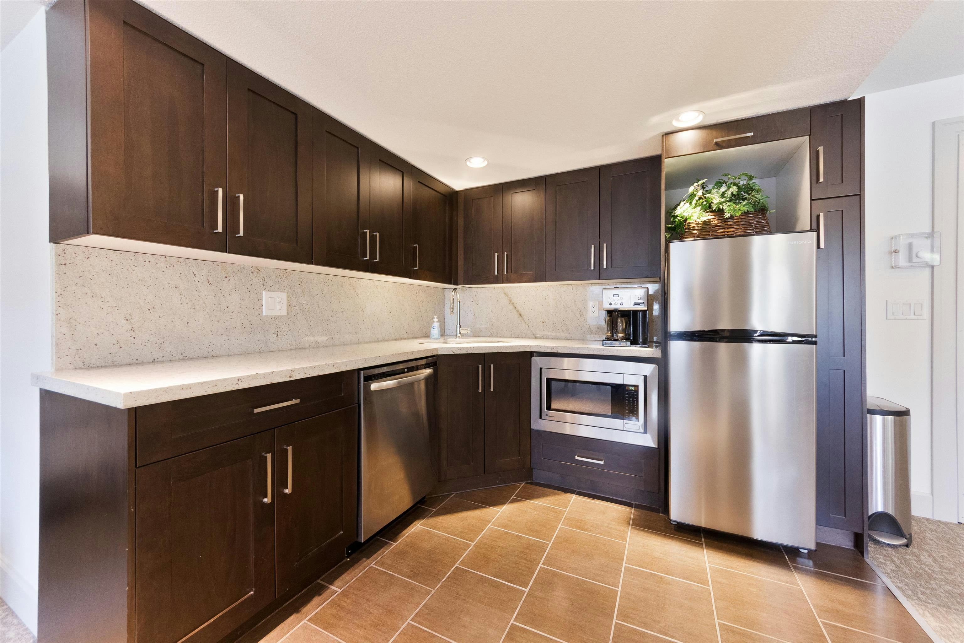 306-15357 Roper Avenue, Surrey, BC, V4B 2G2 - 23