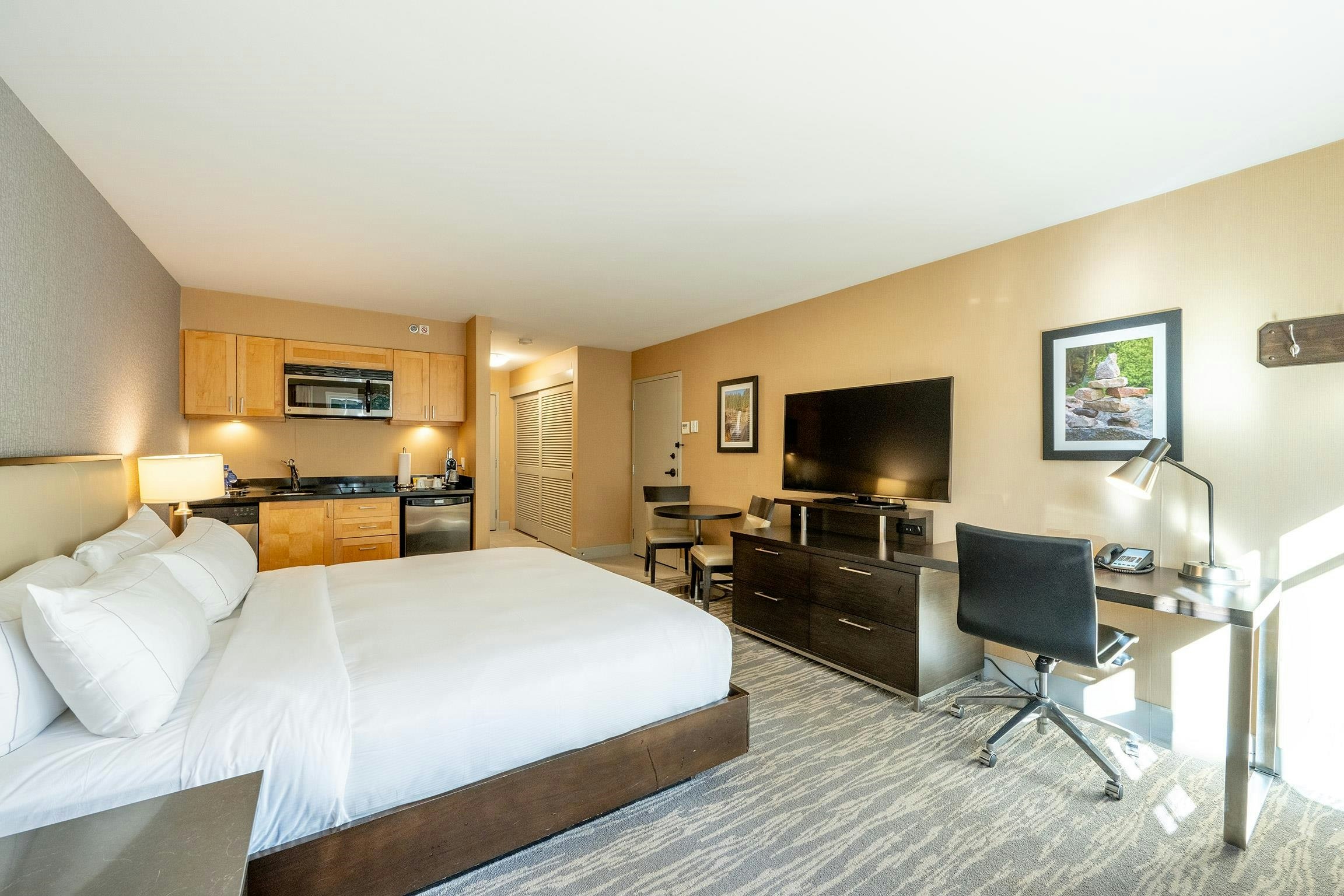 266/268-4050 Whistler Way - 5