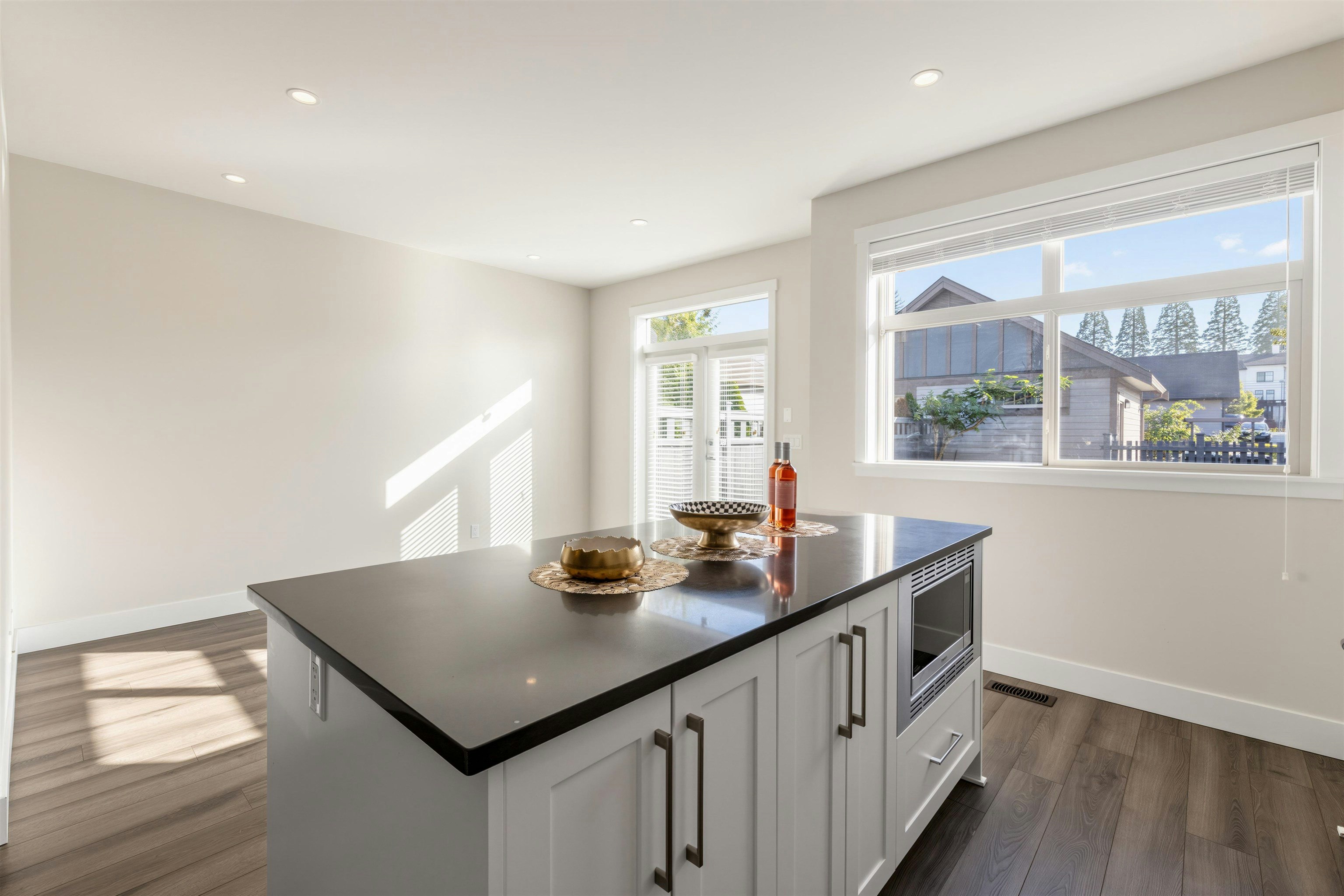 16476 24a Avenue, Surrey, BC, V3Z 0V8 - 14
