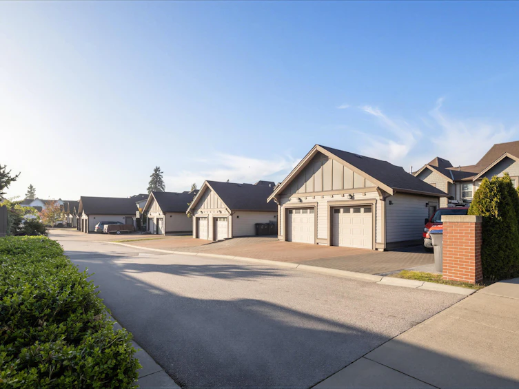 16476 24a Avenue, Surrey, BC, V3Z 0V8 - 35