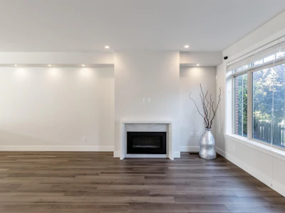 16476 24a Avenue - 5