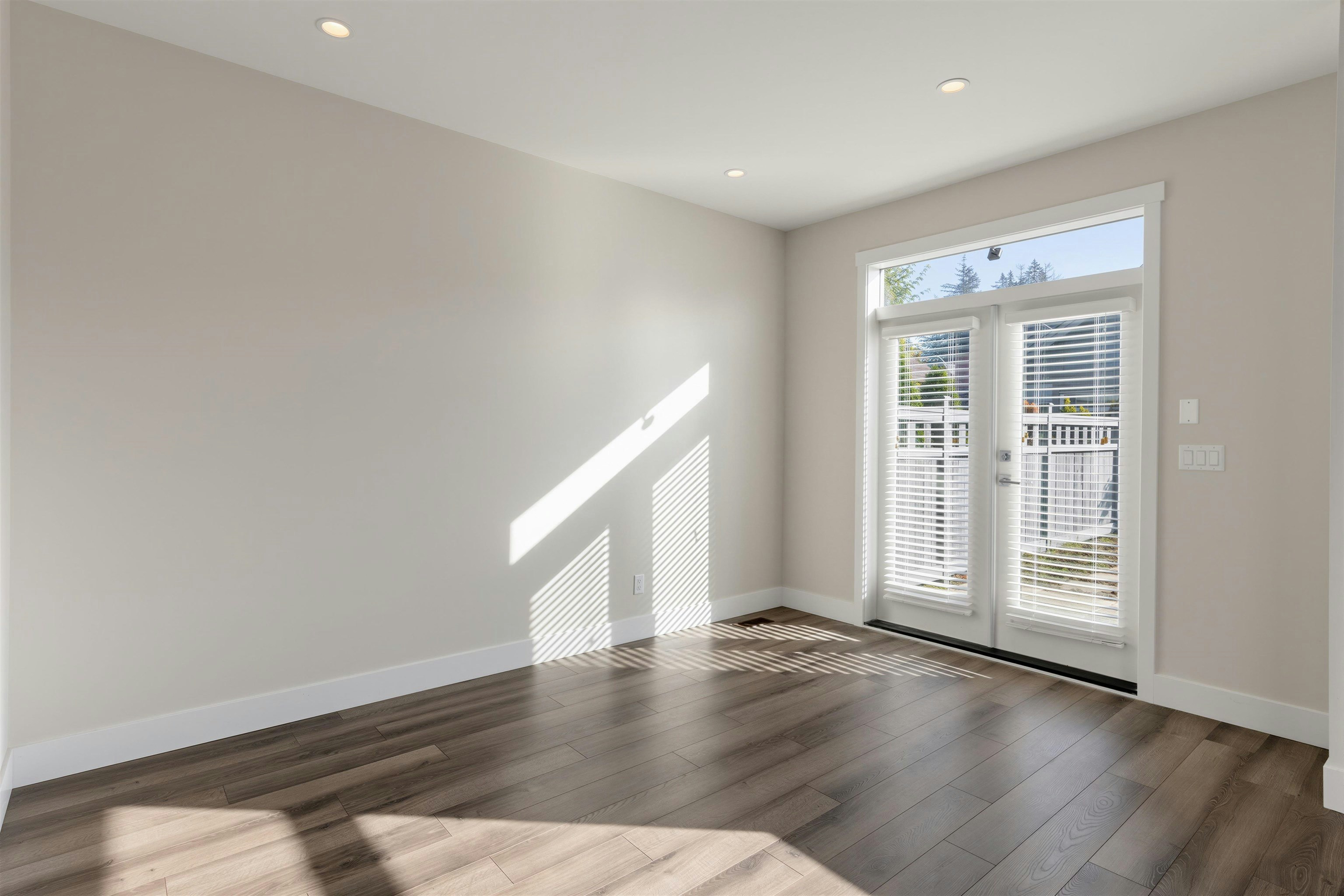 16476 24a Avenue, Surrey, BC, V3Z 0V8 - 12