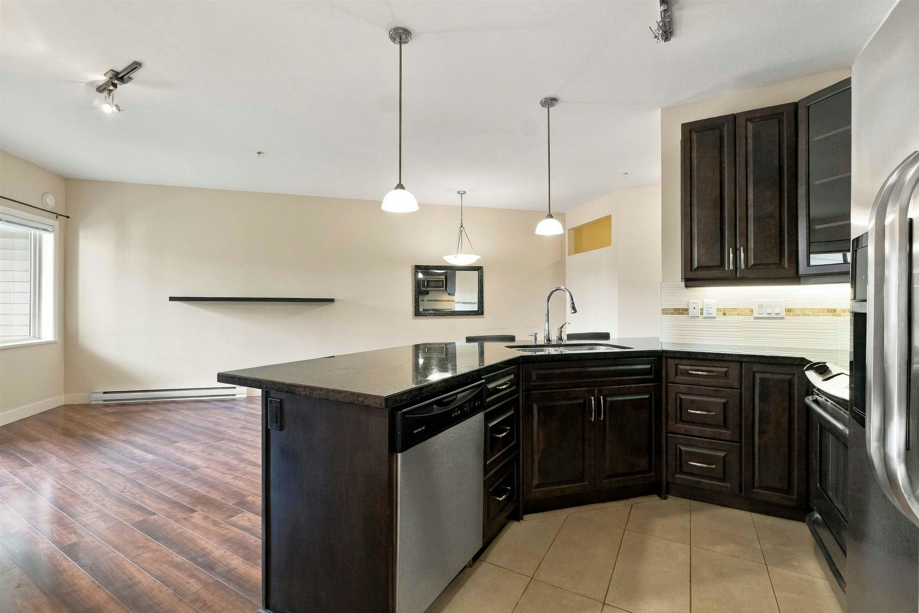 216-11935 Burnett Street, Maple Ridge, BC, V2X 9A9 - 7