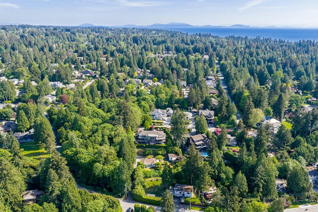 12520 Crescent Road, Surrey, BC, V4A 2V3 - 5