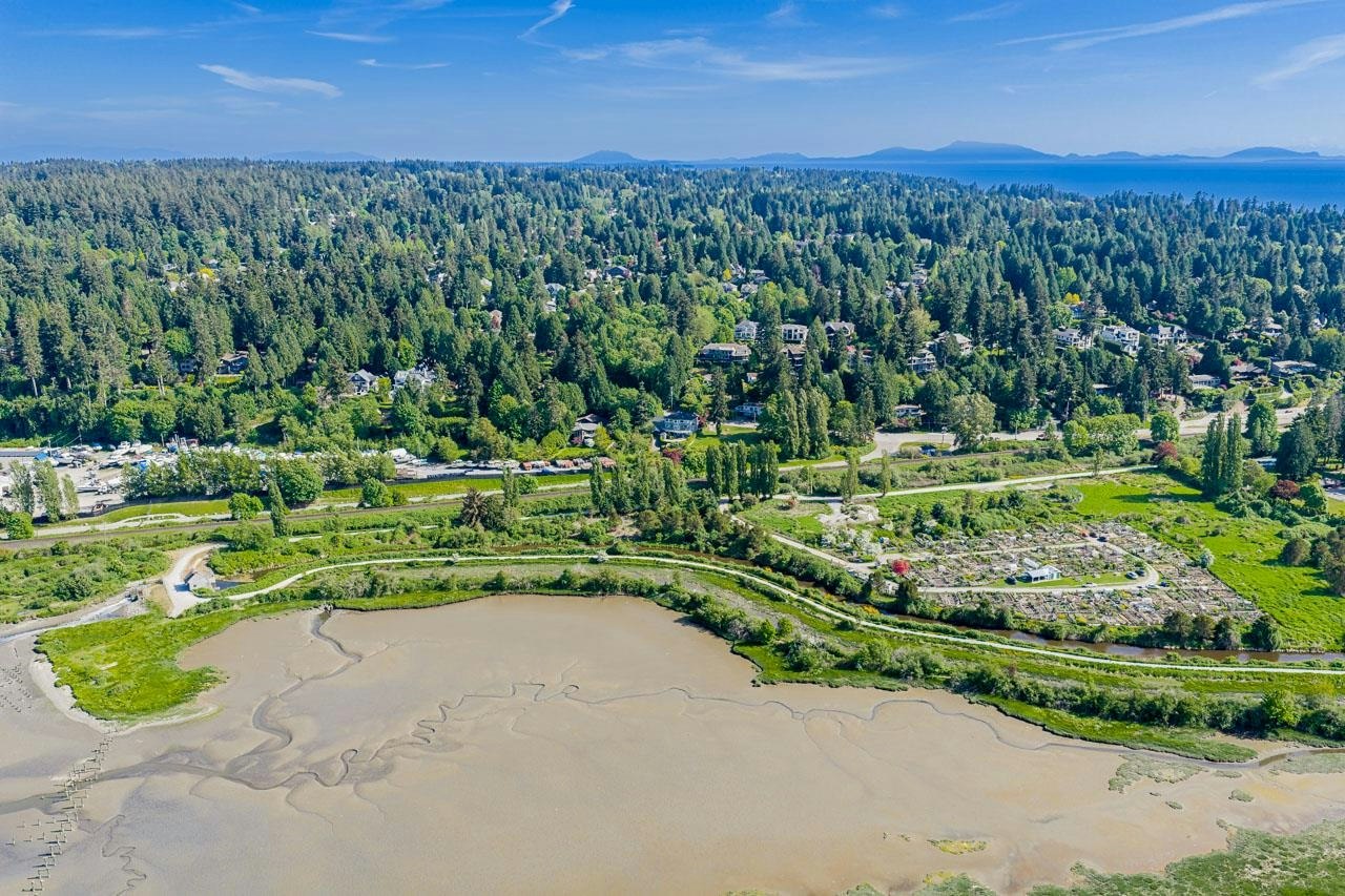 12520 Crescent Road, Surrey, BC, V4A 2V3 - 27