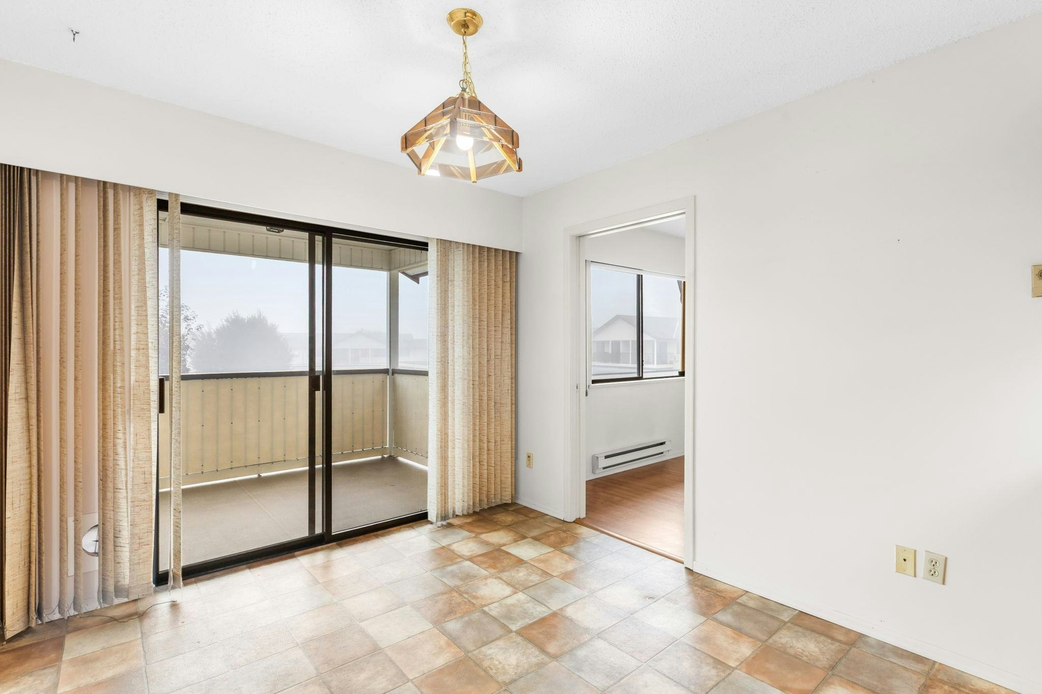13-32959 George Ferguson Way, Abbotsford, BC, V2S 4N3 - 11