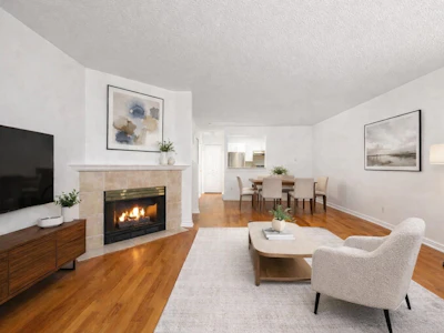 15-3428 Adanac Street - 3