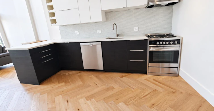 903-933 Seymour Street, Vancouver, BC, V6B 6L6 - 9