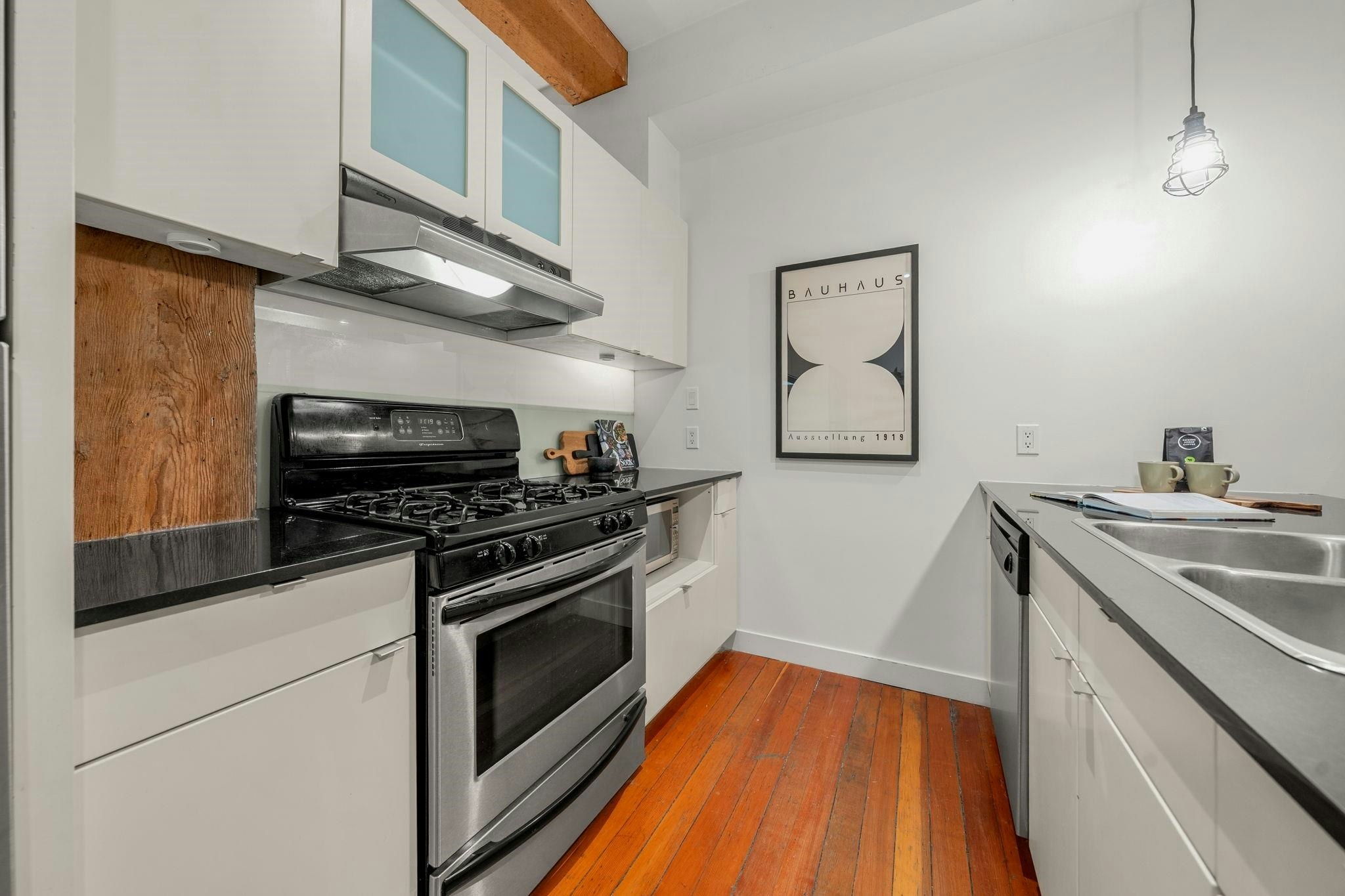 204-310 Water Street, Vancouver, BC, V6B 1B6 - 17