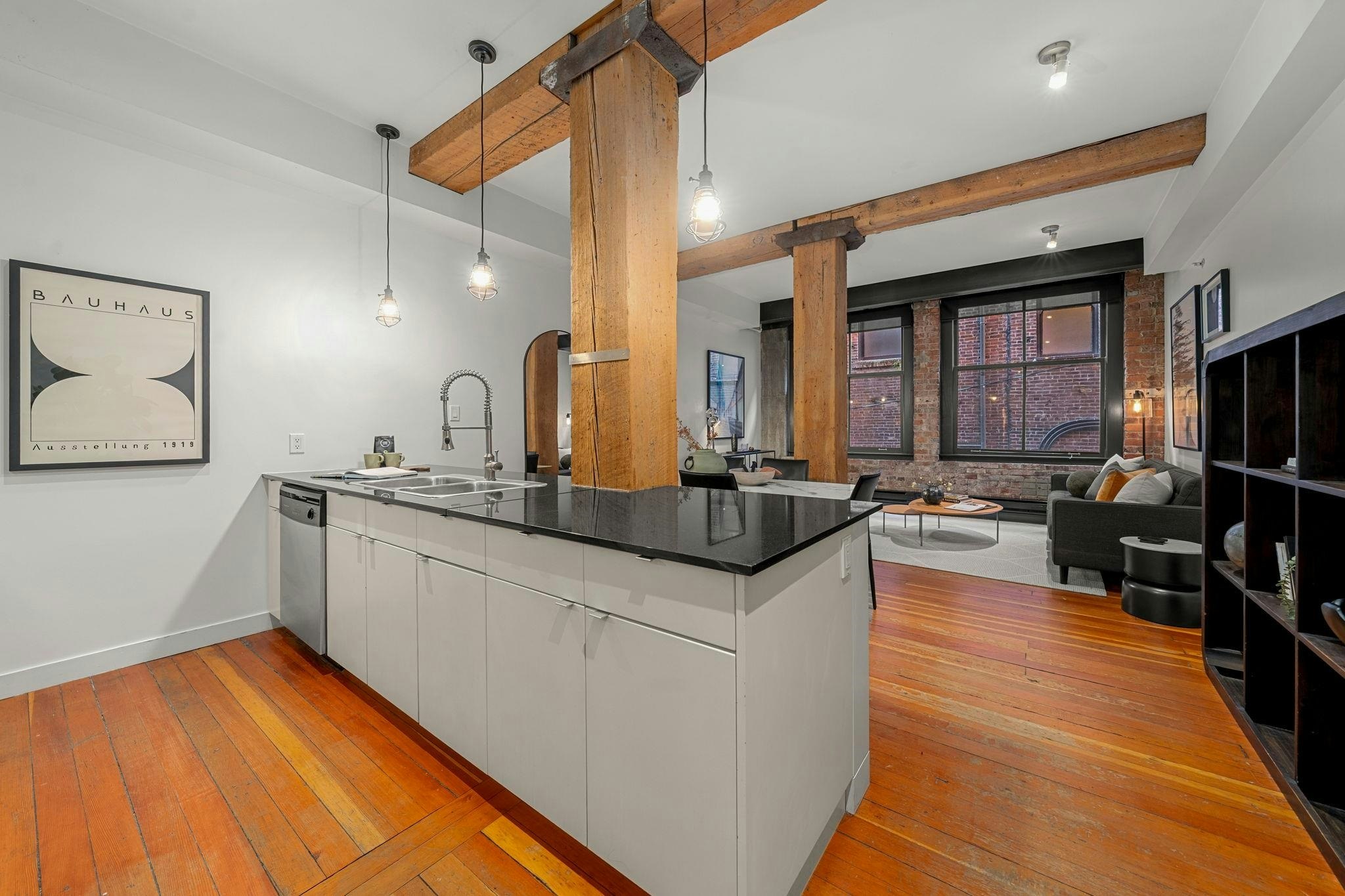 204-310 Water Street, Vancouver, BC, V6B 1B6 - 11