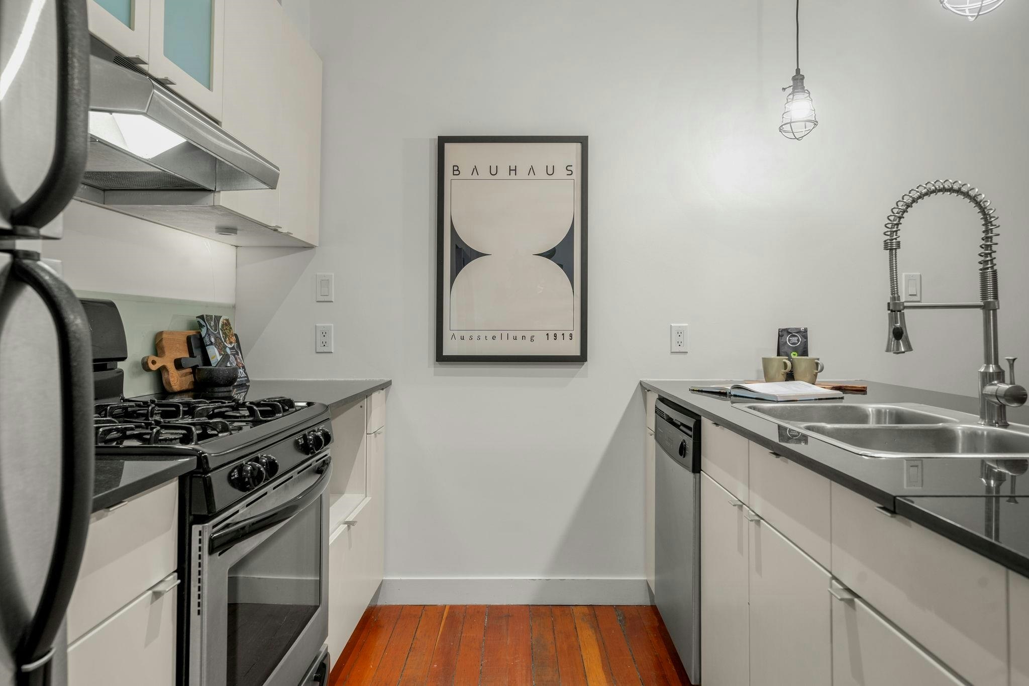 204-310 Water Street, Vancouver, BC, V6B 1B6 - 14
