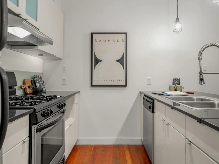 204-310 Water Street, Vancouver, BC, V6B 1B6 - 14