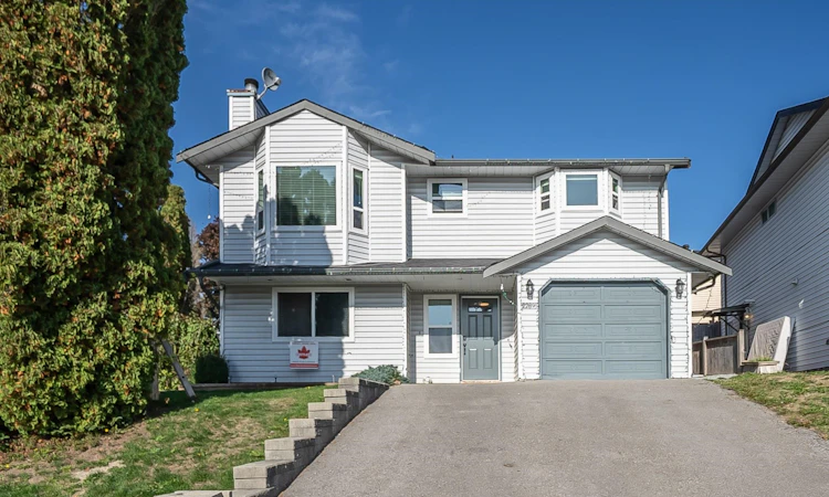 22895 Gillis Place