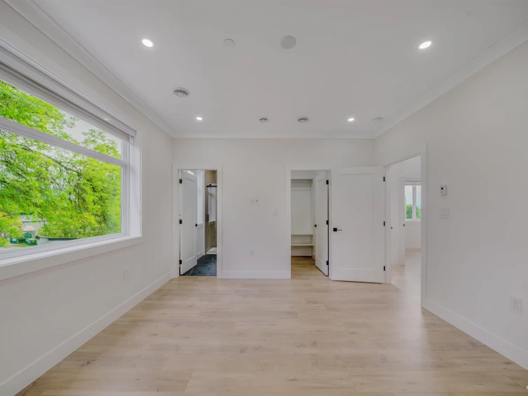 2995 E 17th Avenue, Vancouver, BC, V5M 2N4 - 12