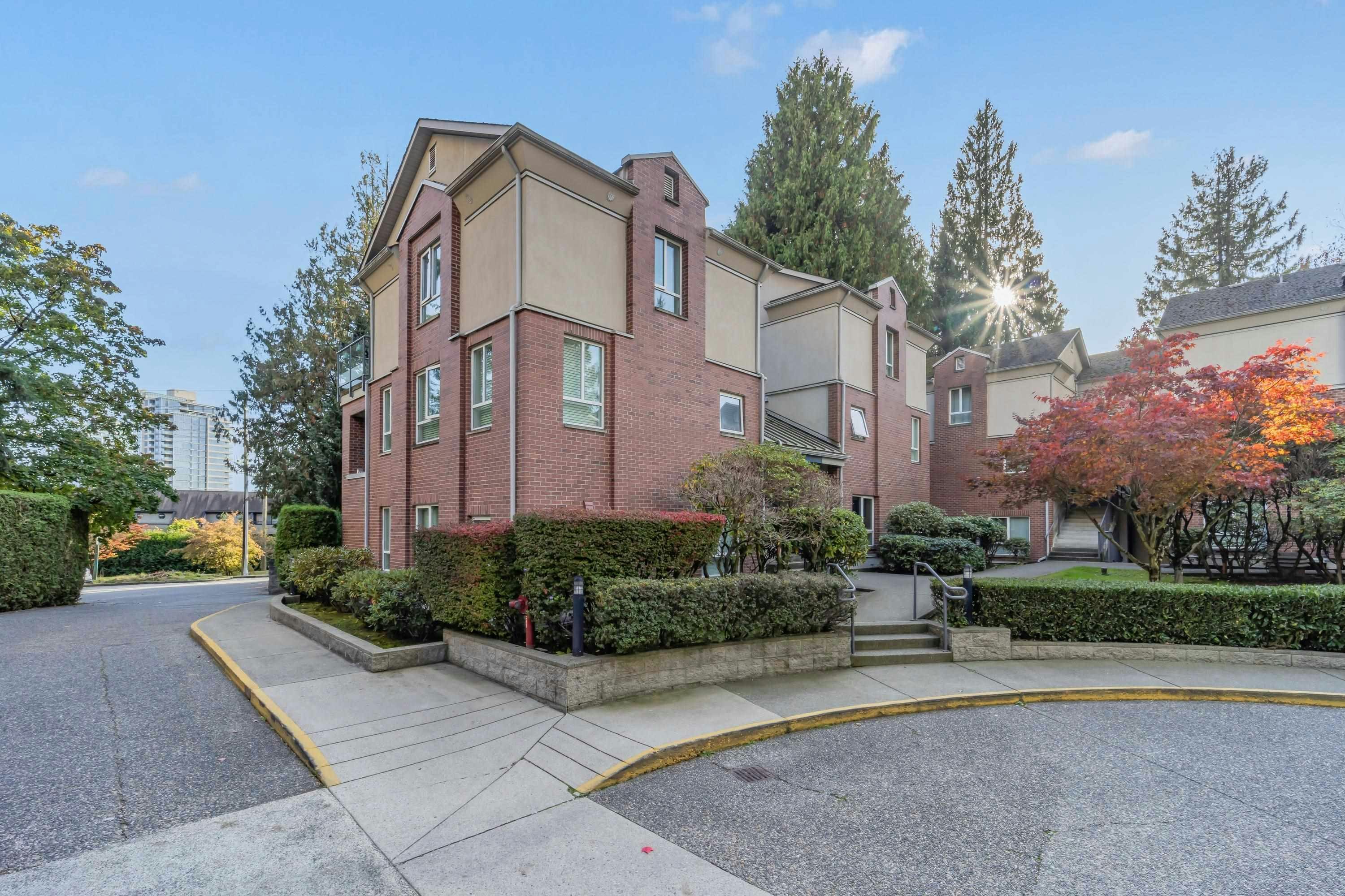 5-7077 Beresford Street, Burnaby, BC, V5E 4J5